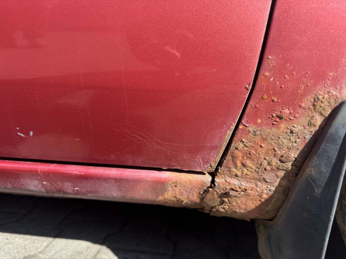 Toyota Paseo original T&uuml;r rechts 3L9 Rotmetallic Rohbau Bj.1997